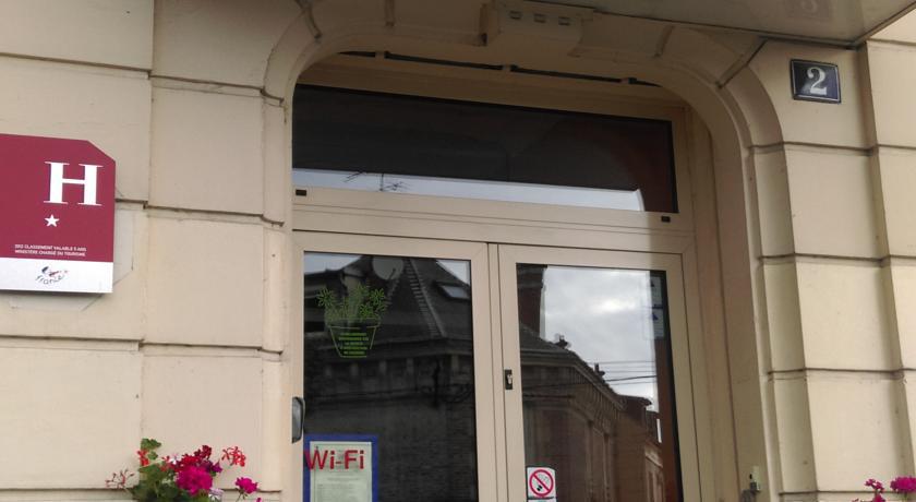 Hotel Le Rallye Soissons Exterior foto