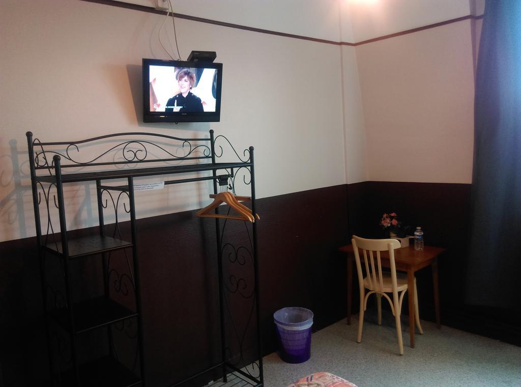 Hotel Le Rallye Soissons Exterior foto